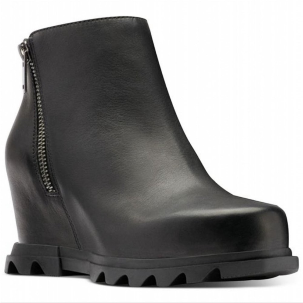 SOREL Womens Joan of Artic Wedge III Lug Sole Zip Booties Black Size 8 Brand New
